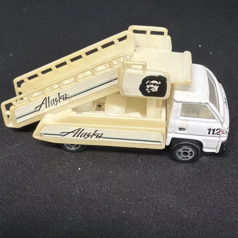 diecast Alaska Airlines airport stair truck